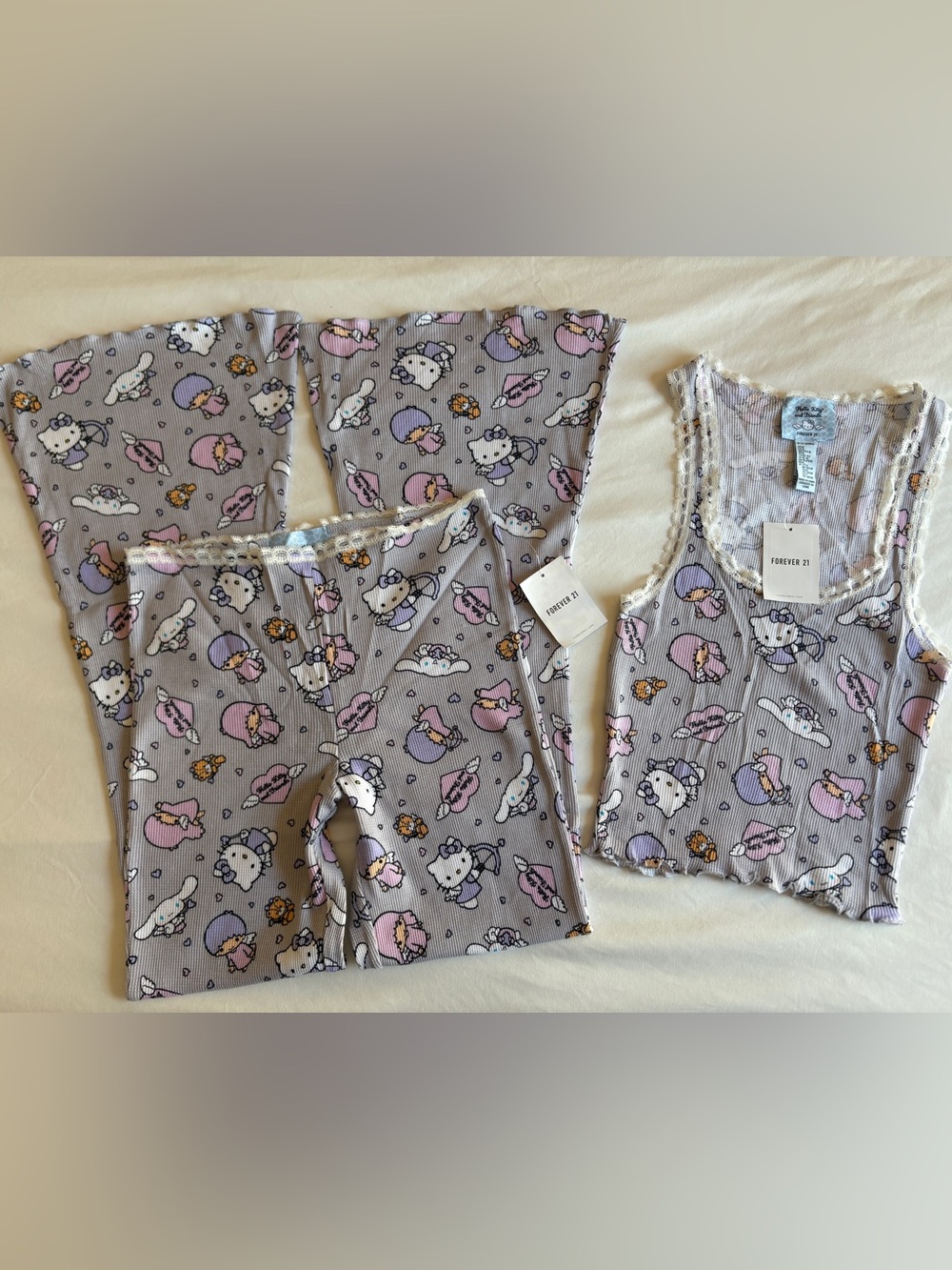 Forever 21 Hello Kitty Sanrio Ribbed Tank Top Flare Pants Set NWT Loungewear